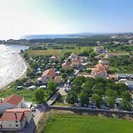 Camp Medanic Σπίτι διακοπών *