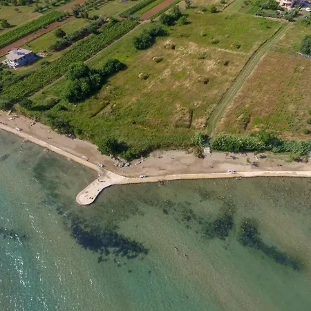 Camp Medanic Vikendica Privlaka (Zadar)