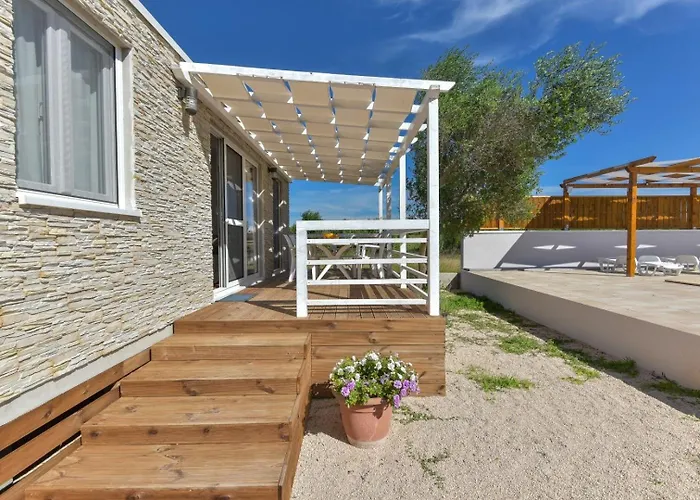Camp Medanic Privlaka (Zadar)